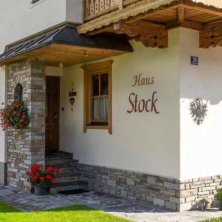 Haus Stock Apartment *